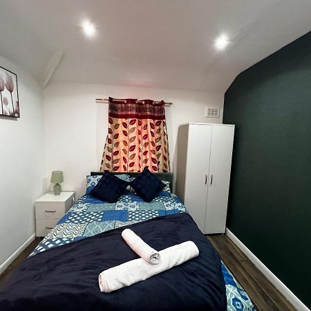 Good Priced Double Rooms In Sherperds Bush London Kültér fotó