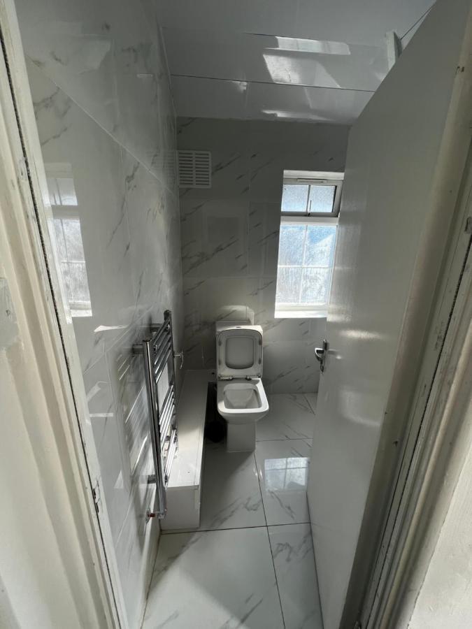 Good Priced Double Rooms In Sherperds Bush London Kültér fotó