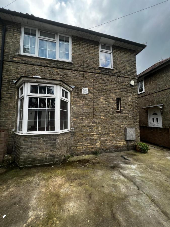 Good Priced Double Rooms In Sherperds Bush London Kültér fotó