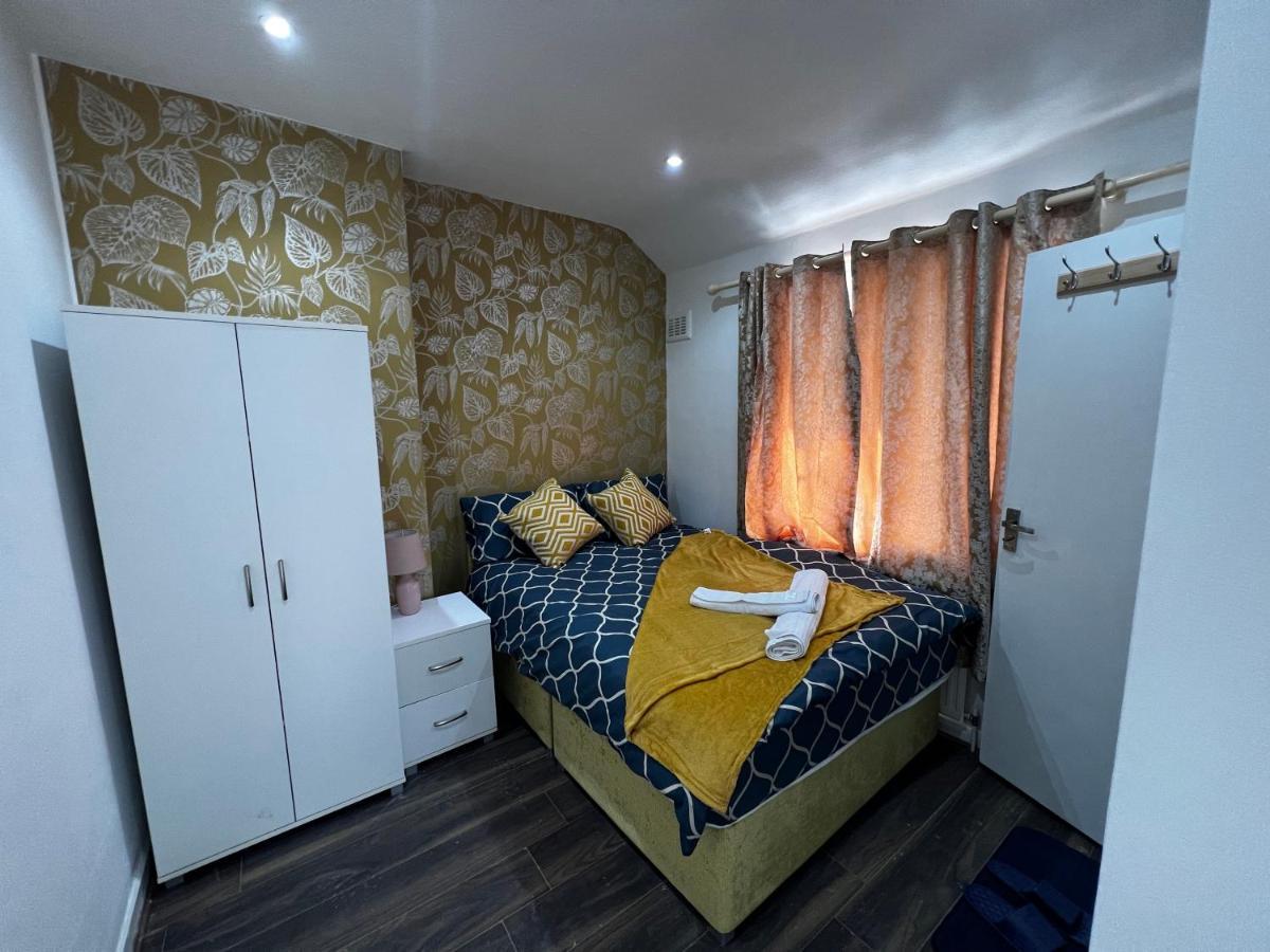Good Priced Double Rooms In Sherperds Bush London Kültér fotó